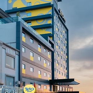 Yello Hotel Harbour Bay